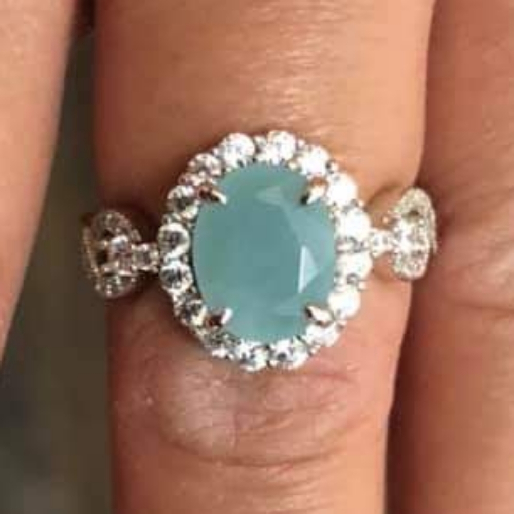 Beautiful Jade on solid sterling silver ring